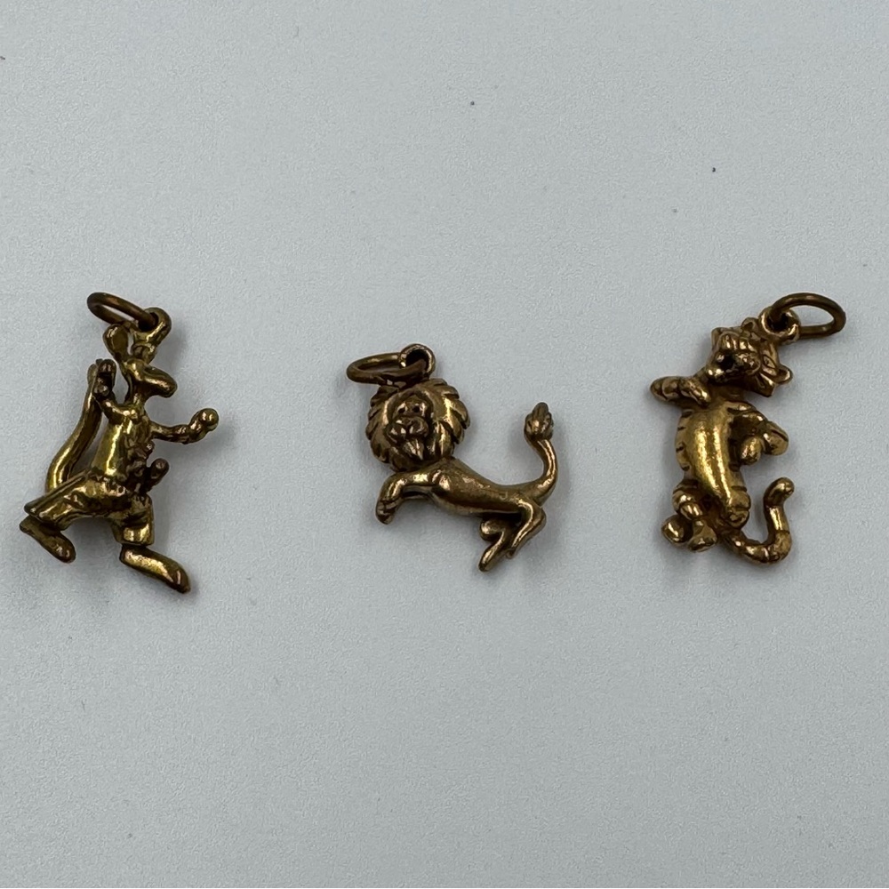Vintage Gold Tone Animal Charms Lion Tiger and Boxing Kangaroo with Boxing Baby